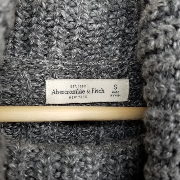 ABERCROMBIE & FITCH Fisherman Cable Knit Sweater Cowl Neck Grey Women's Small - Picture 7 of 10
